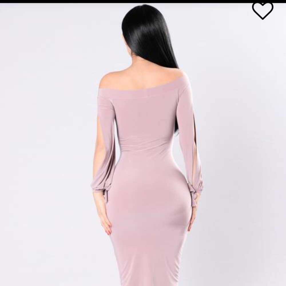 Light pink dress - Picture 3 of 3